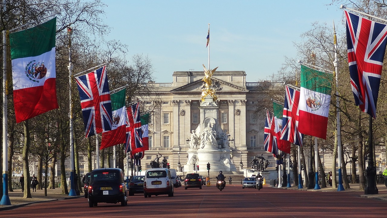 Buckingham Palace - London